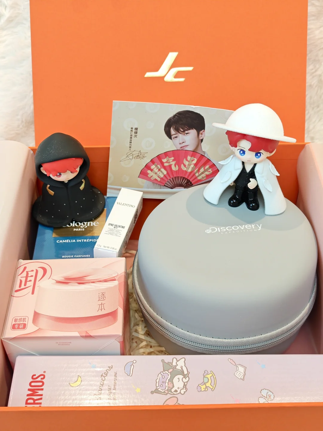 又是我，收到檀健次工作室新年礼盒