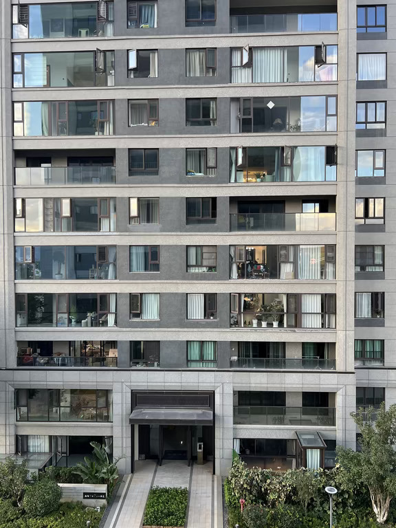 昆明这松弛感 地震你们都不出来是吧