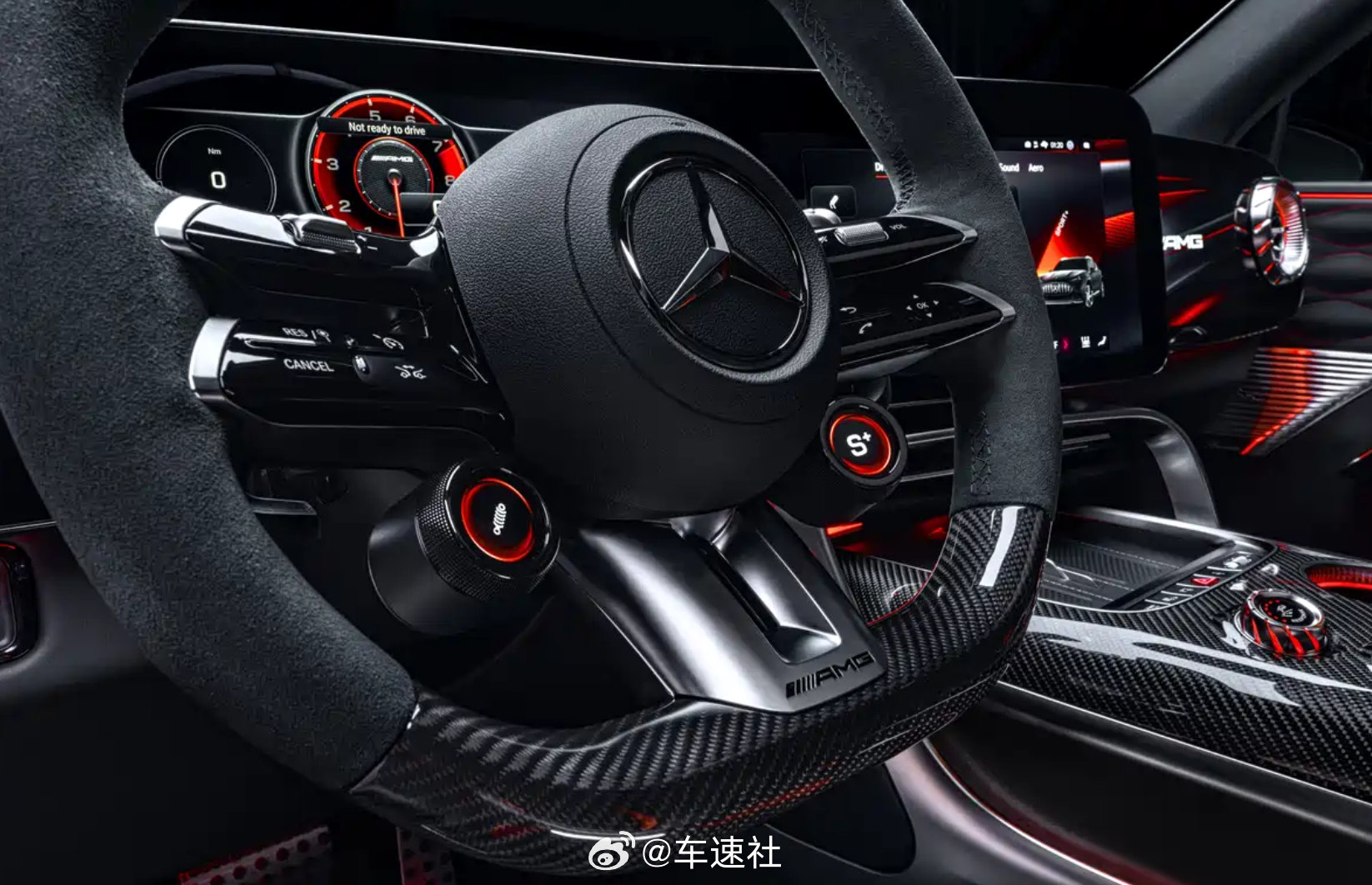 梅赛德斯-AMG GT纯电SUV全球首发，纯电大型性能SUV赛道迎来新标杆#新车速递##新车资讯# ​