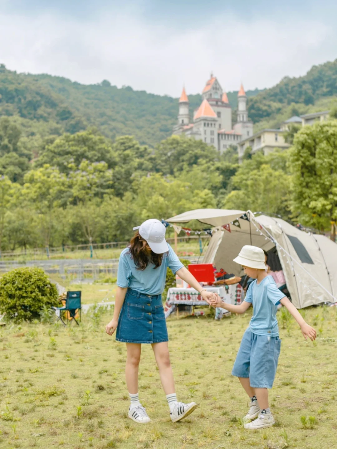 主城30分钟圈的城堡露营➕花海露营（图示）