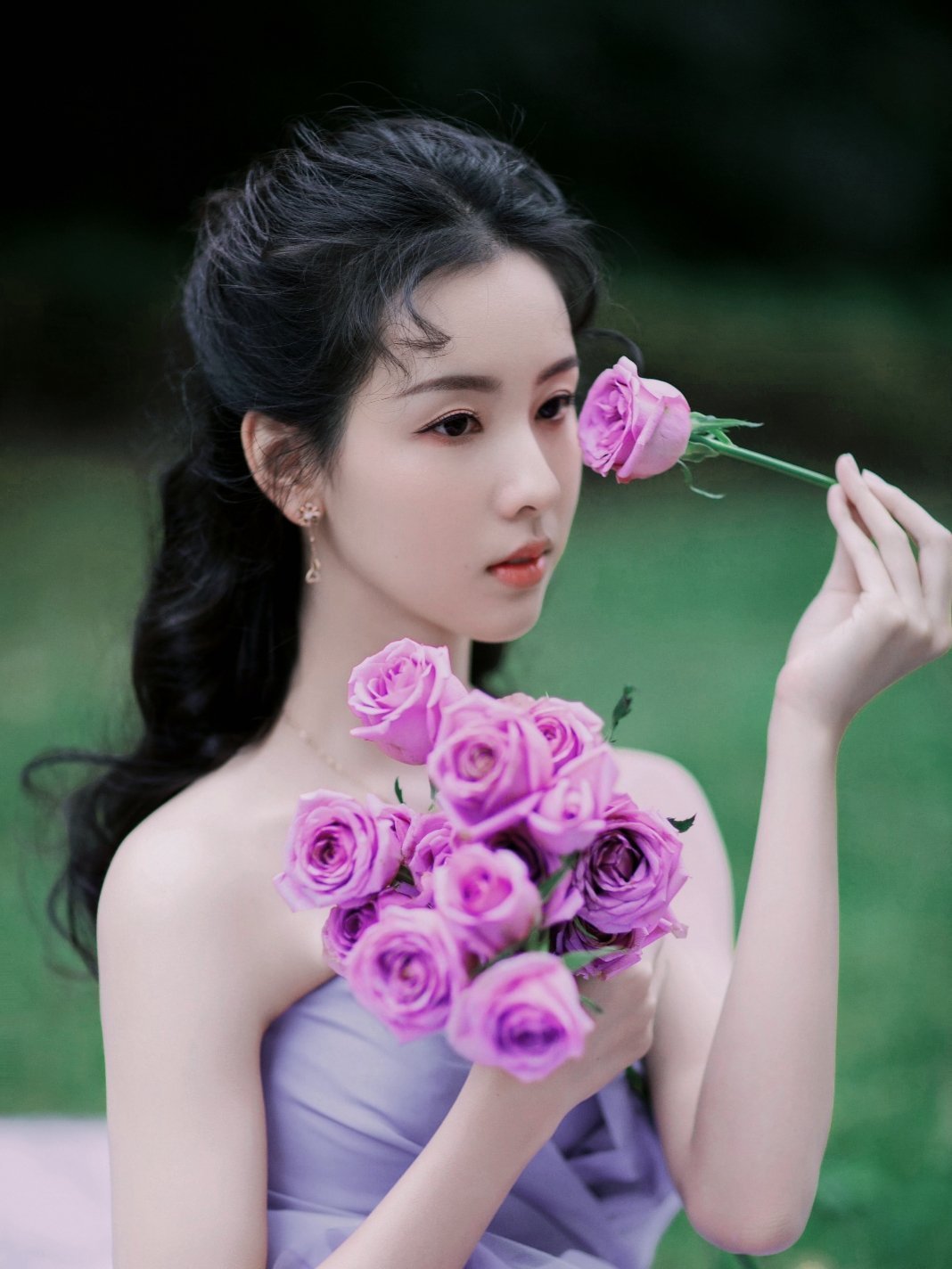 #陈都灵[超话]#cdl#陈都灵姜小芸# 
人格独立则天地皆宽 祝生命不息 像树一样 无限延伸人生脉络枝繁叶茂
​
