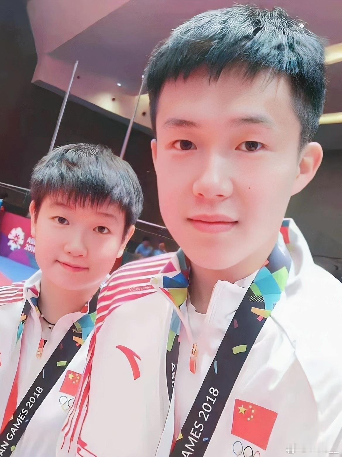 是否两个人足够捕捉爱的镜头 ​