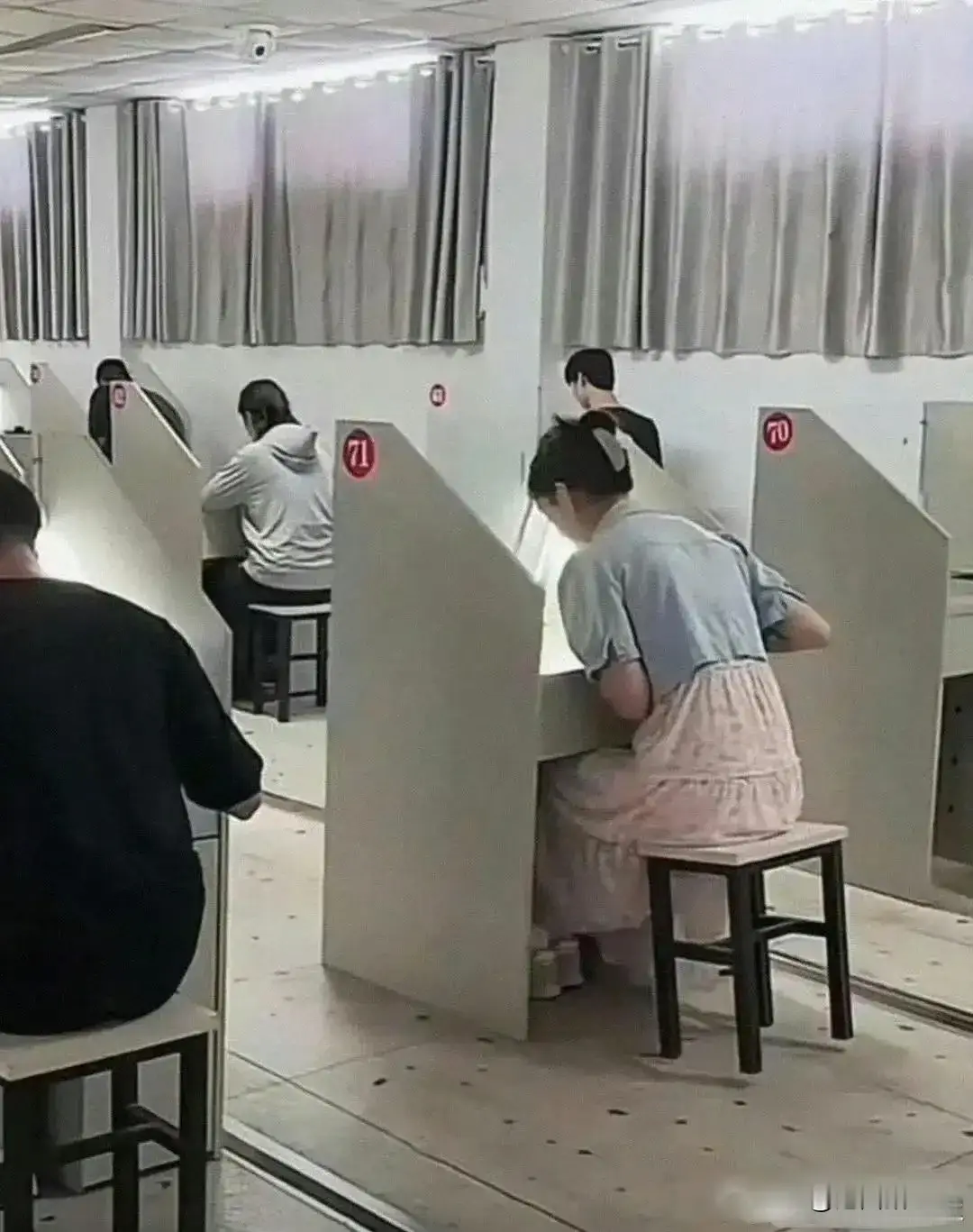 我发现科目一就是欺负老实人