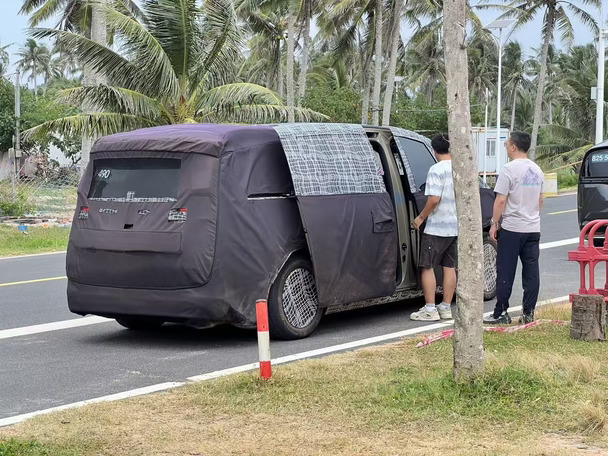 这……理想的公交车来了？