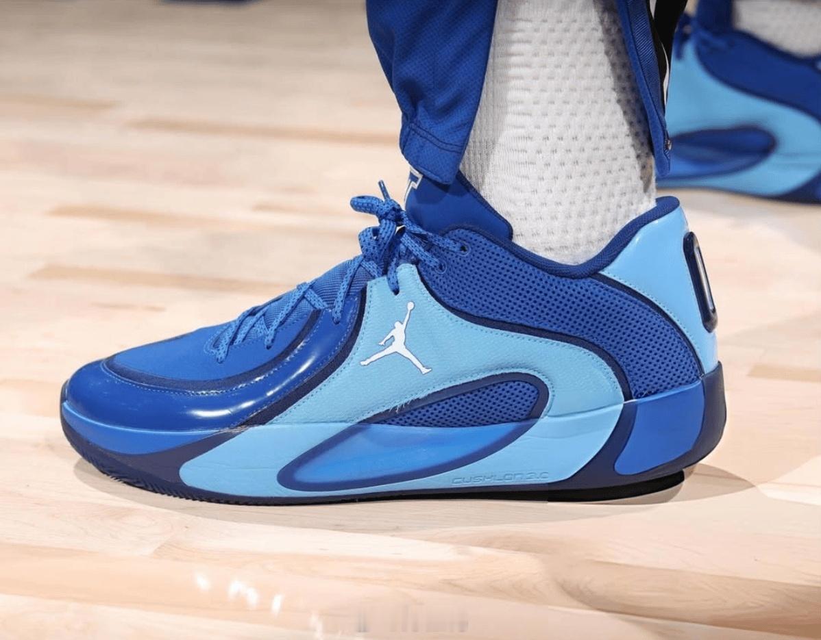【3月12日NBA球鞋上脚】‘‘战神卡’’莱昂纳德45分，约基奇三双+...