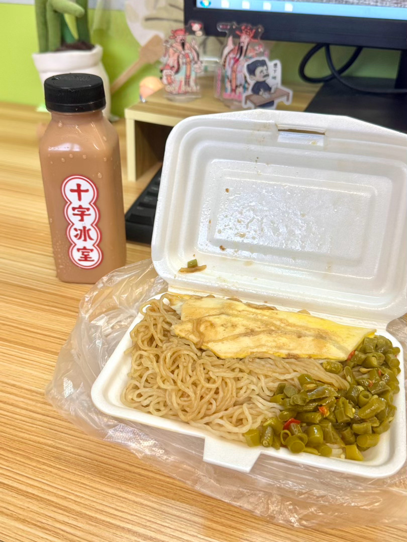 这周还挺充实，520还收到了杰哥惊喜！！！漂亮的fafa，审美稳步提升...