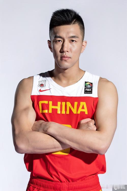 郭艾伦亲自辟谣：千万被骗？别逗了，我的钱包没那么脆弱！  大家好，今天...