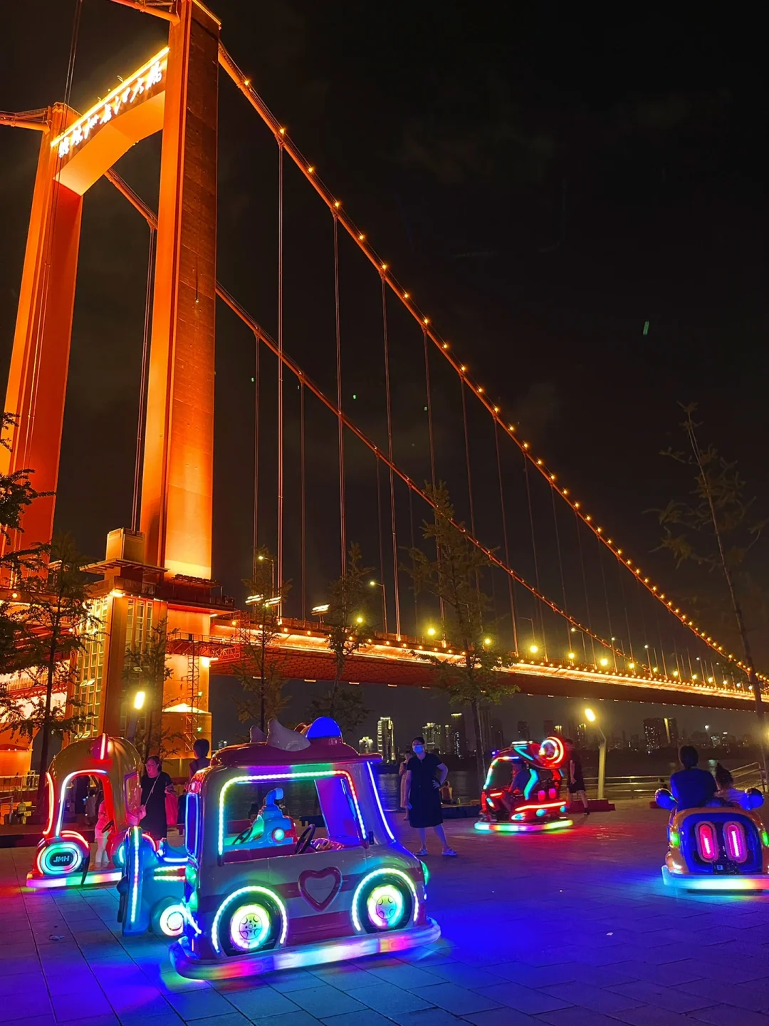 武汉遛娃7️⃣3️⃣站—终于找到晚上遛娃好地了