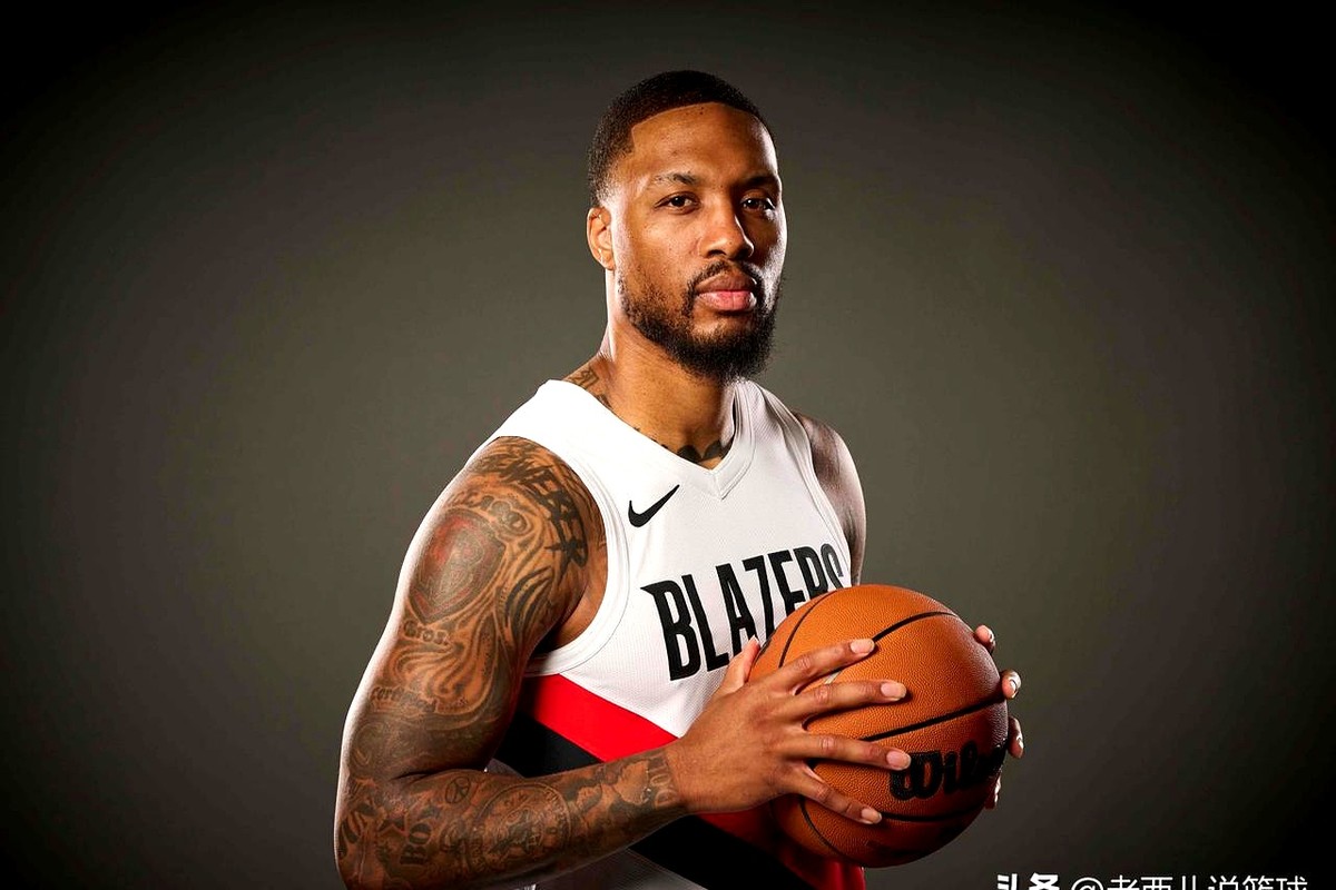 欧文复出时间定了？别急，这事儿有点反常。  网上那篇“五巨头重伤”分析...