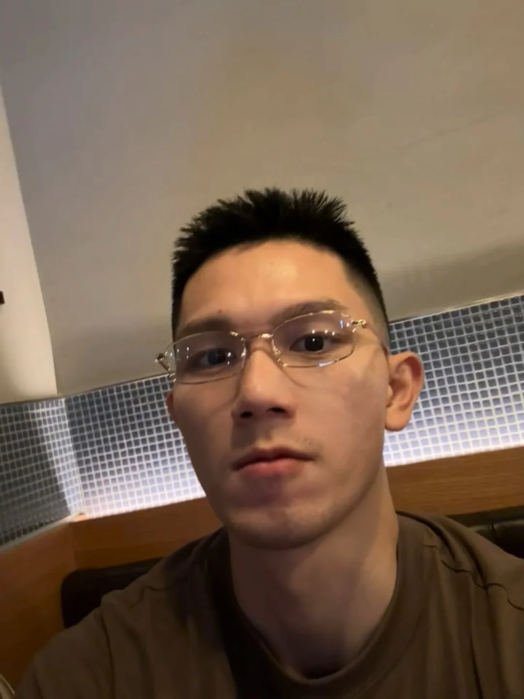 🤓