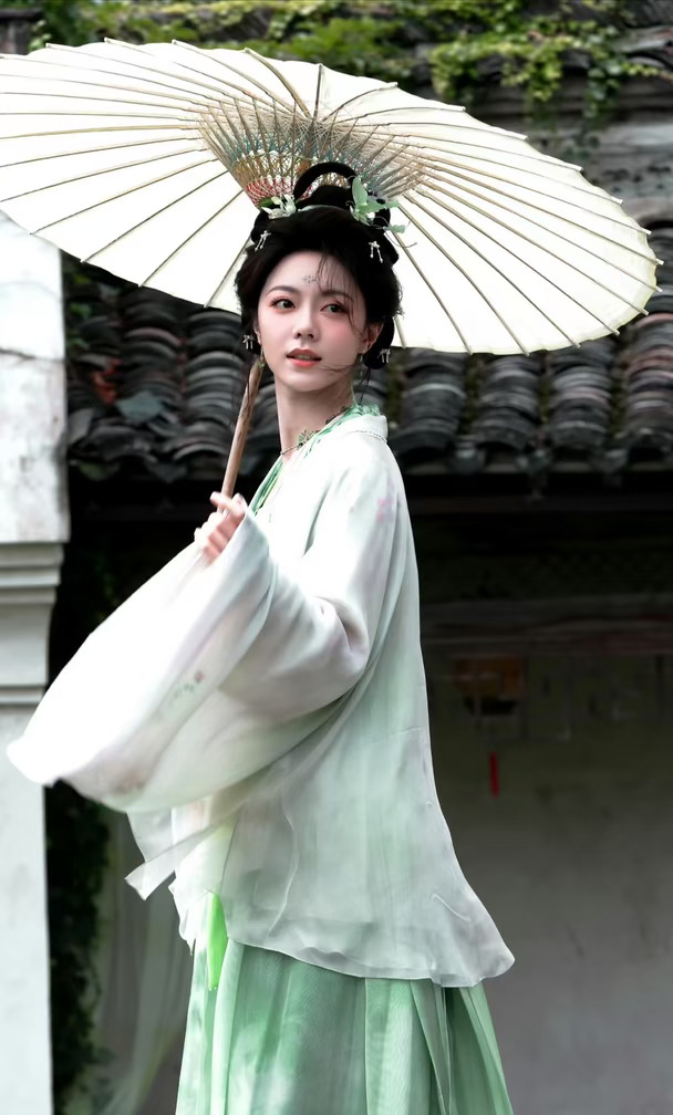 #赵今麦 #一念江南 #楚听雨 #赵今麦一念江南 #赵今麦楚听雨  #女明星 #神图 #古装 #古风 #壁纸