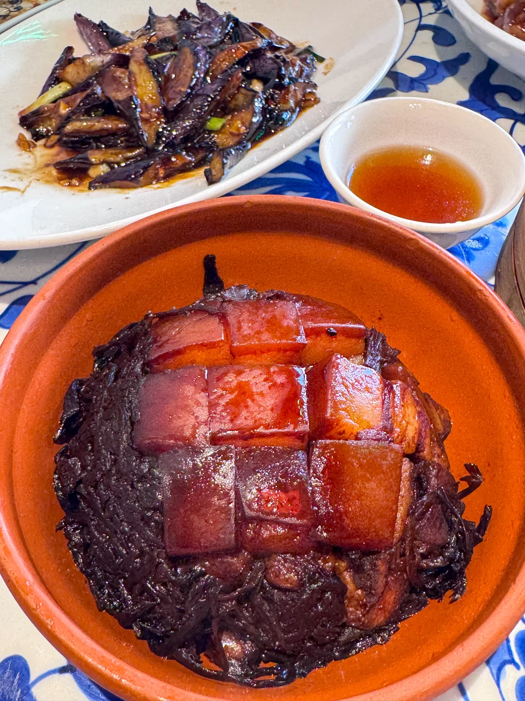 吃绍兴菜，吃孔乙己