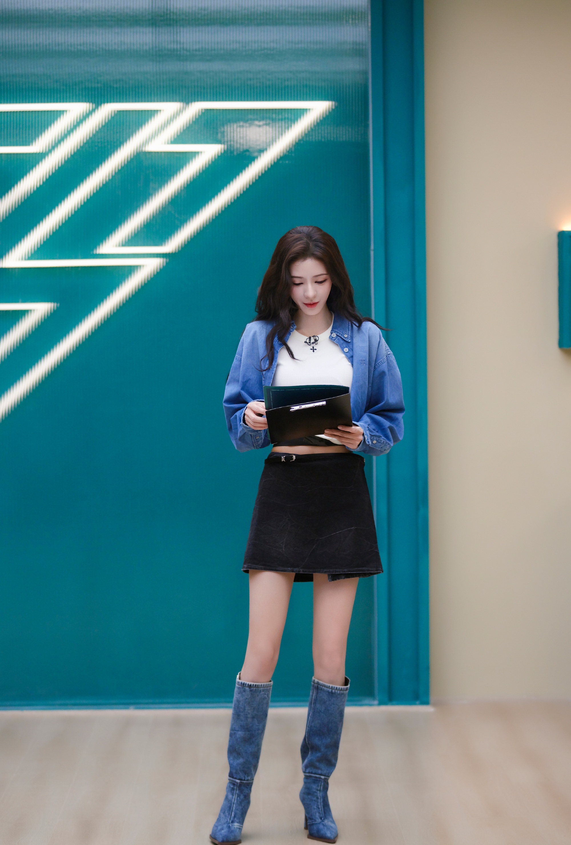 张予曦美腿姐姐好身材图集