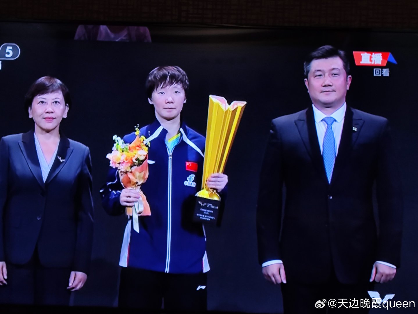 中国WTT乒乓球北京大满贯赛，王曼昱拼尽全力，4：0横扫日本削球手佐藤瞳，夺得女单冠军！没让中国主场站上两个日本人夺冠的尴尬场面出现，为国争光！打出中国女乒的气势，棒棒哒！#体育比赛[超话]##王曼昱夺得女单冠军# ​