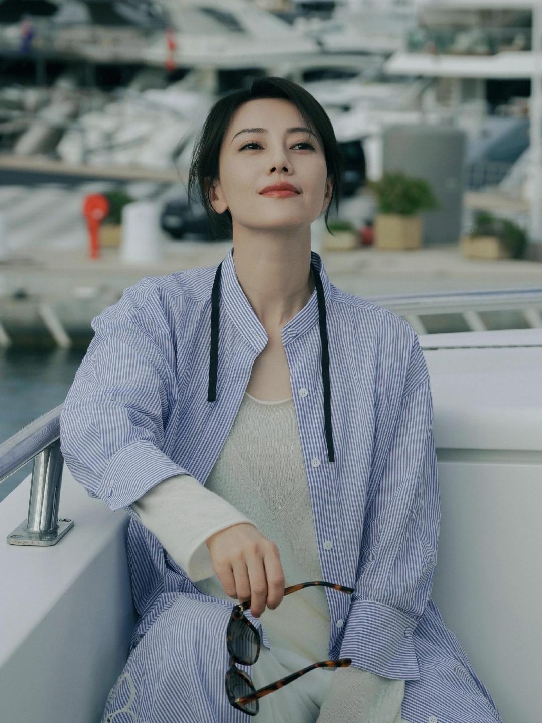 #高圆圆说在结婚后的几年是痛苦的#女神高圆圆 ​