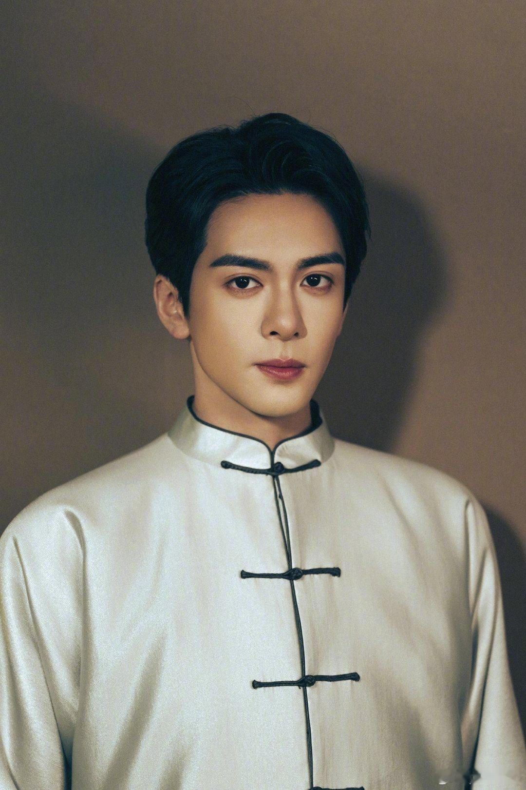#曾舜晞吴老狗#🧡#曾舜晞九门#

你是我在人间，发现的最大的宝藏。

​