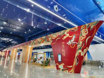 12号线赤岗塔站，配合广州艺术博物院的《敦煌石窟艺术展》（B出口，展至...