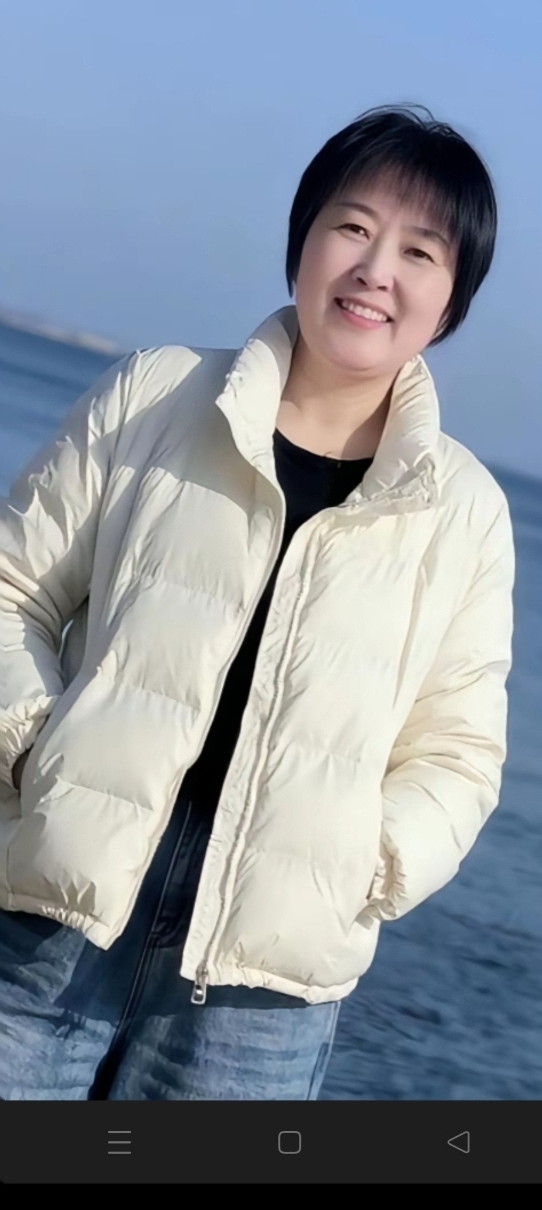 身材均匀苗条！端庄大方！婷婷玉立！颜值高！格局大！