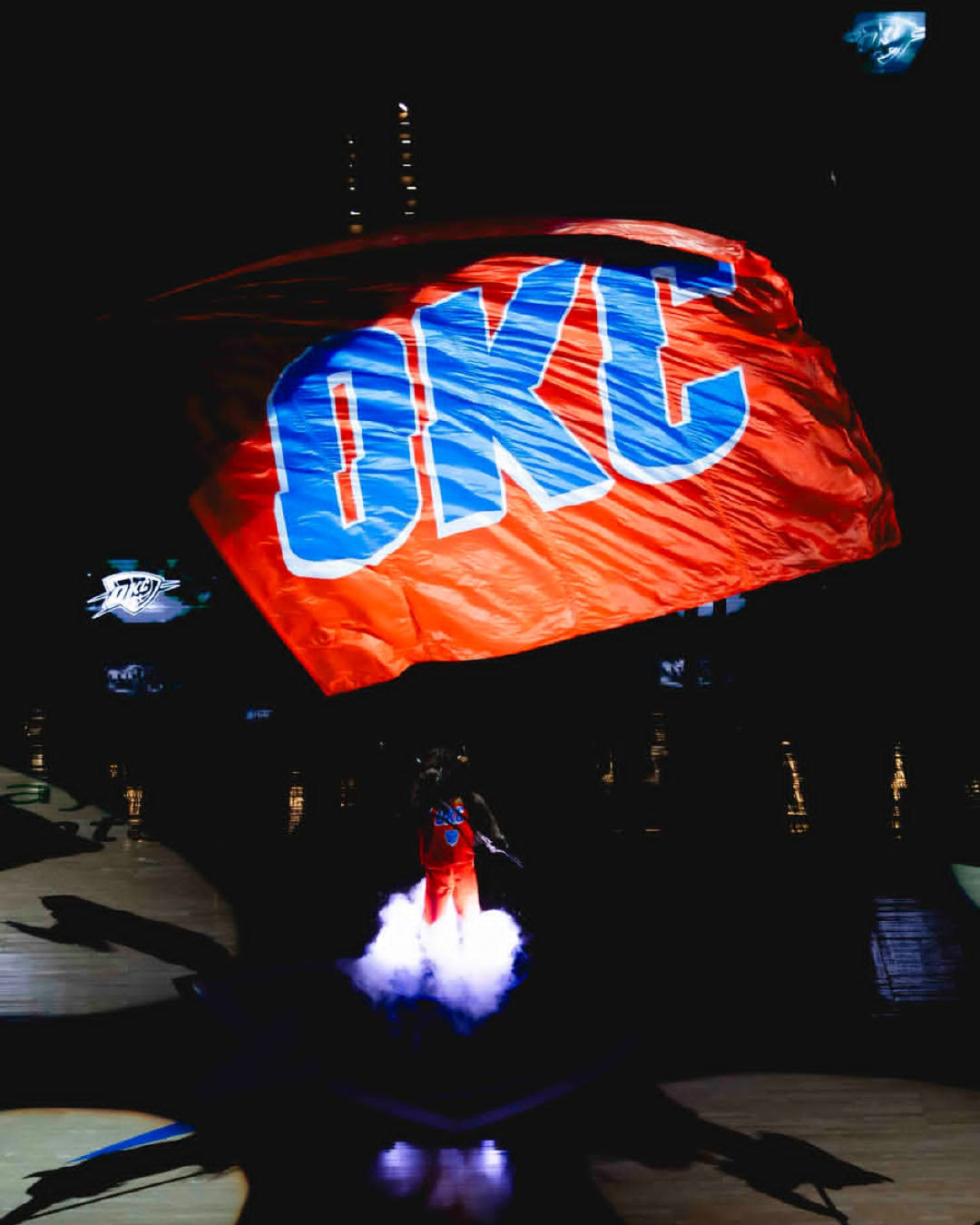 晚安大伙，晚安雷霆[月亮]

#nba##雷霆[超话]# ​