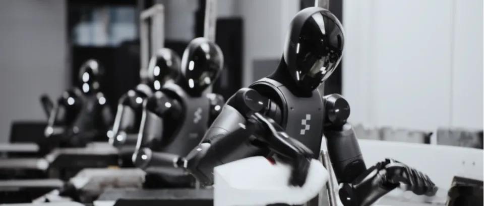 英伟达再次押注Figure AI[哆啦A梦吃惊]

据外媒报道，英伟达正在讨论再次向人形机器人公司Figure AI投资约10亿美元。如果交易最终落地，将进一步加码这家美国人形机器人公司的资金和算力布局。

Figure正在寻求新一轮融资，融资前估值约为380亿美元，但具体融资金额、交易条款以及最终交割时间目前均未 ​