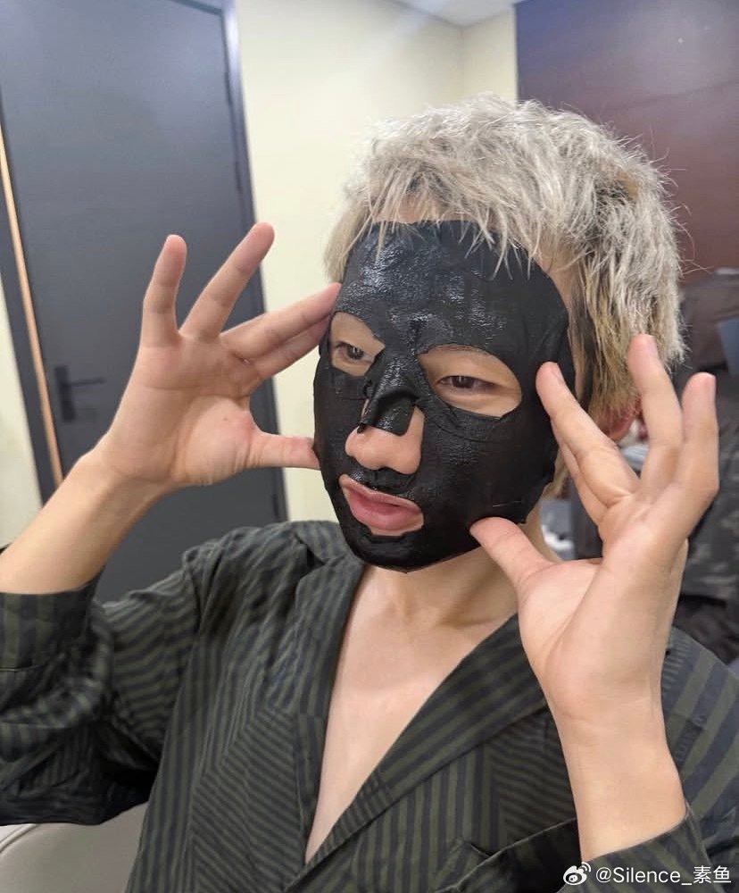 #汪苏泷[超话]##来超话实况热聊看演唱会##汪苏泷任贤齐合唱我是一只鱼#

七夕快乐呀宝宝

​