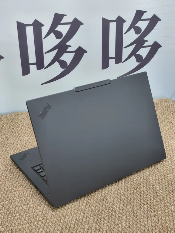 联想 ThinkPad T14P AI PC 新品开箱