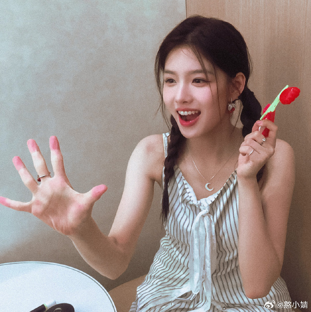 #艾米[超话]# 这个小小的艾米真是米米哒！！！ ​
