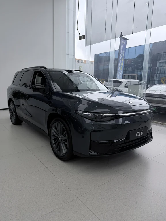 零跑C16，家用豪华SUV🚗日供不到80元！