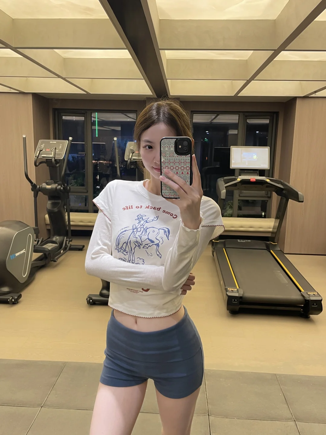 明媚嘟💘