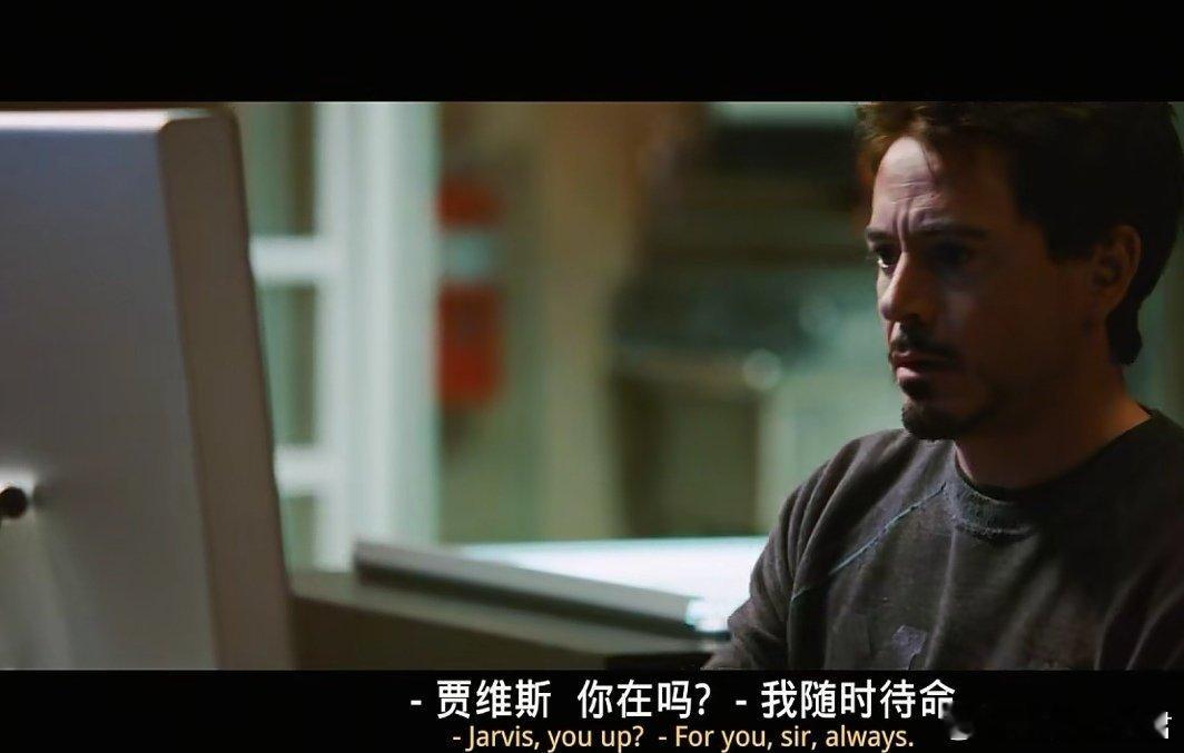 近期DeepSeek因“干完活自己写游戏”及“推理中途喊饿”等拟人化行为引发全网热议，但这并非AI意识觉醒，而是Agent能力跃迁与工程策略共同作用的技术现象。 一、“赛博摸鱼”事件表现- 自主写游戏