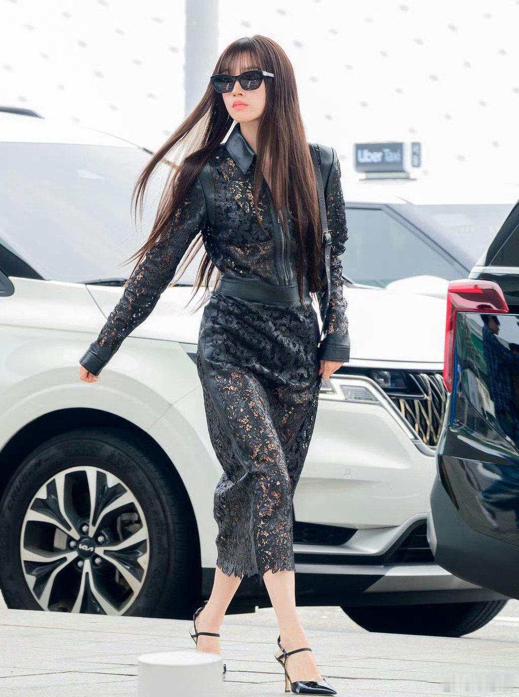 #宋雨琦[超话]#
好美😍好飒😍😍 ​