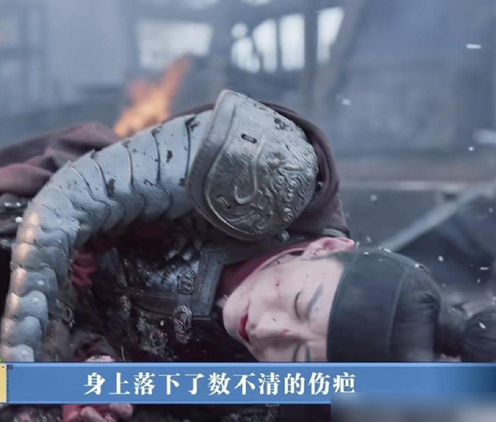 三品大员，活活冻死在皇帝办公室门口，39岁，没人敢收尸。
就为了给沈家说句公道话，韩梁把曹公公的罪证递上去，奏折直接被扣了。
新帝让他跪在御书房外反省，漫天大雪，单衣，跪了一整夜。
第二天太监扫雪，发现他早冻硬了，跟个雪雕似的戳在宫门口。
最狠的是他媳妇兰香。头天夜里收拾包袱，一个人去了金陵