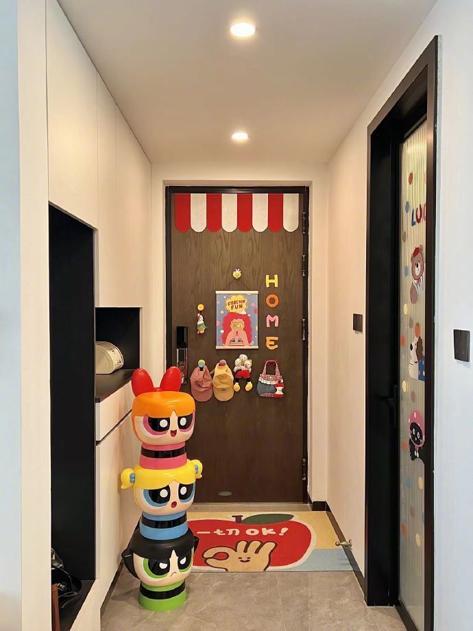 一个人住的彩色小屋[彩虹屁] ​​​#美好家打造指南# ​