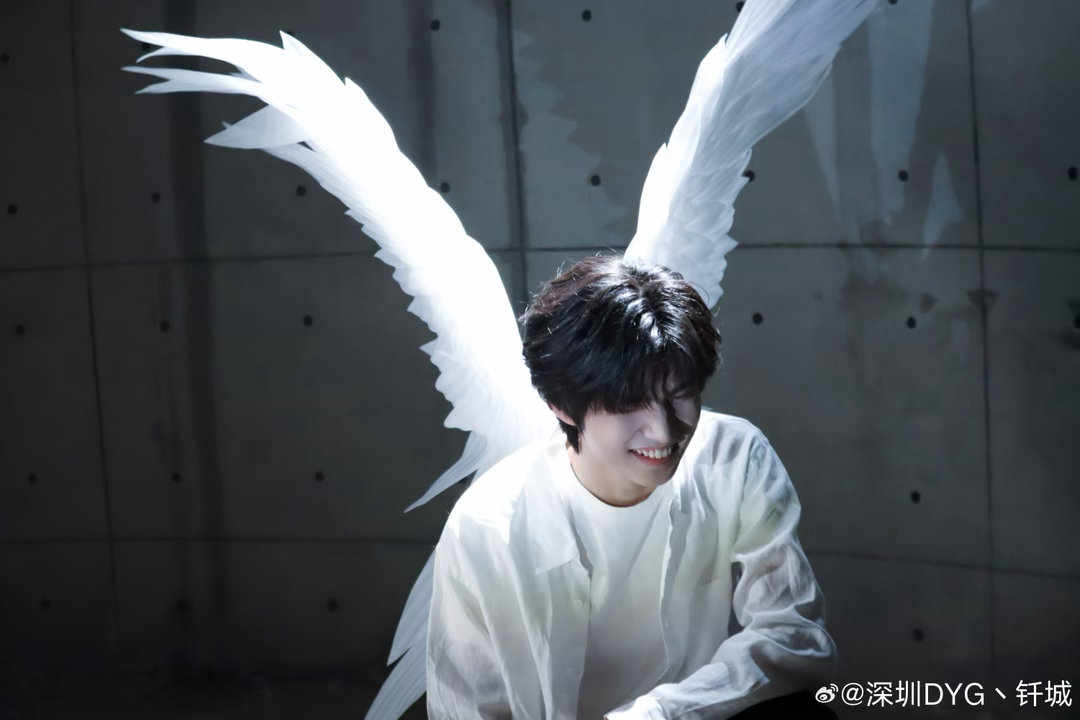 #王者荣耀钎城[超话]#  七夕快乐粥一桃​