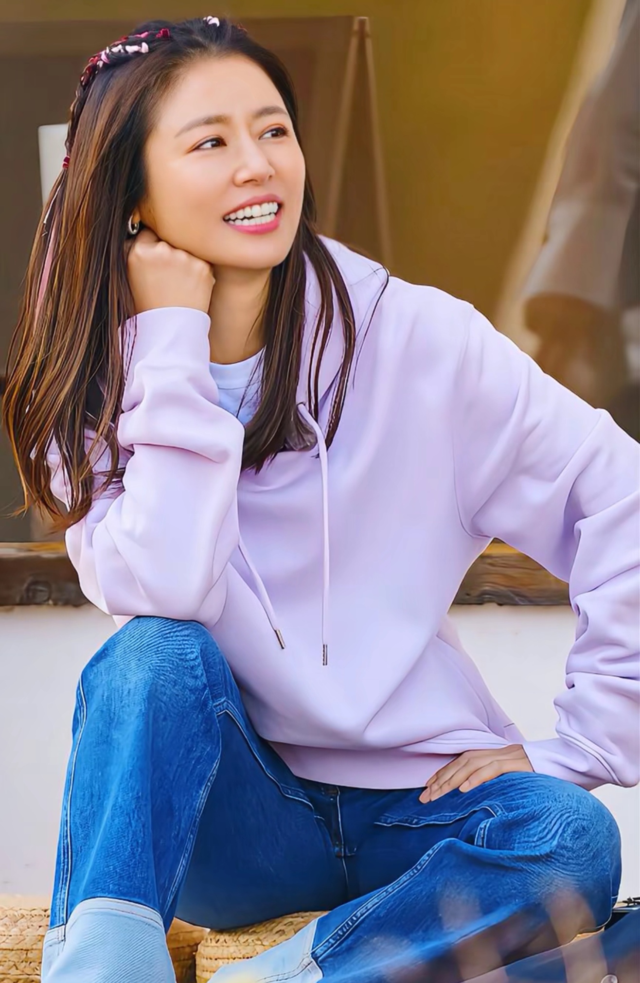 林心如的状态是否让你羡慕岁月从容，保养得当。如今的林心如气色饱满温婉大气，家庭事业兼顾，这份松弛的状态着实令人羡慕。