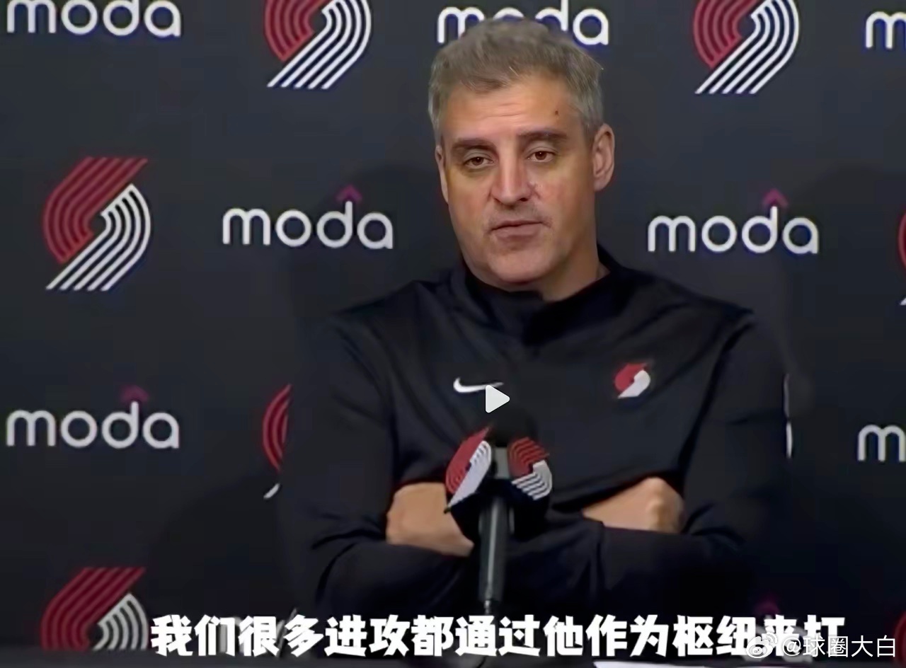 诺里对杨瀚森，应该有点感觉了。
​和克林根和罗威，包括卡尔松相比，小杨在身体对抗与篮板上的差距显而易见。
​但这三个人风格重叠，而且他们在进攻感觉与高位策应方面和小杨的差距也明显。
​诺里赛后重点表扬了小杨，他不可能看不出这一点。
​独有的就是有竞争力的。看来小杨的轮换之门还没有关闭 ​