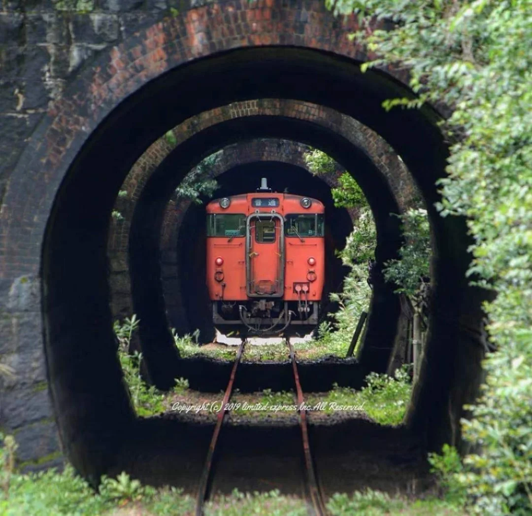 日本广岛｜复古味道神秘色彩和浓浓的怀旧感