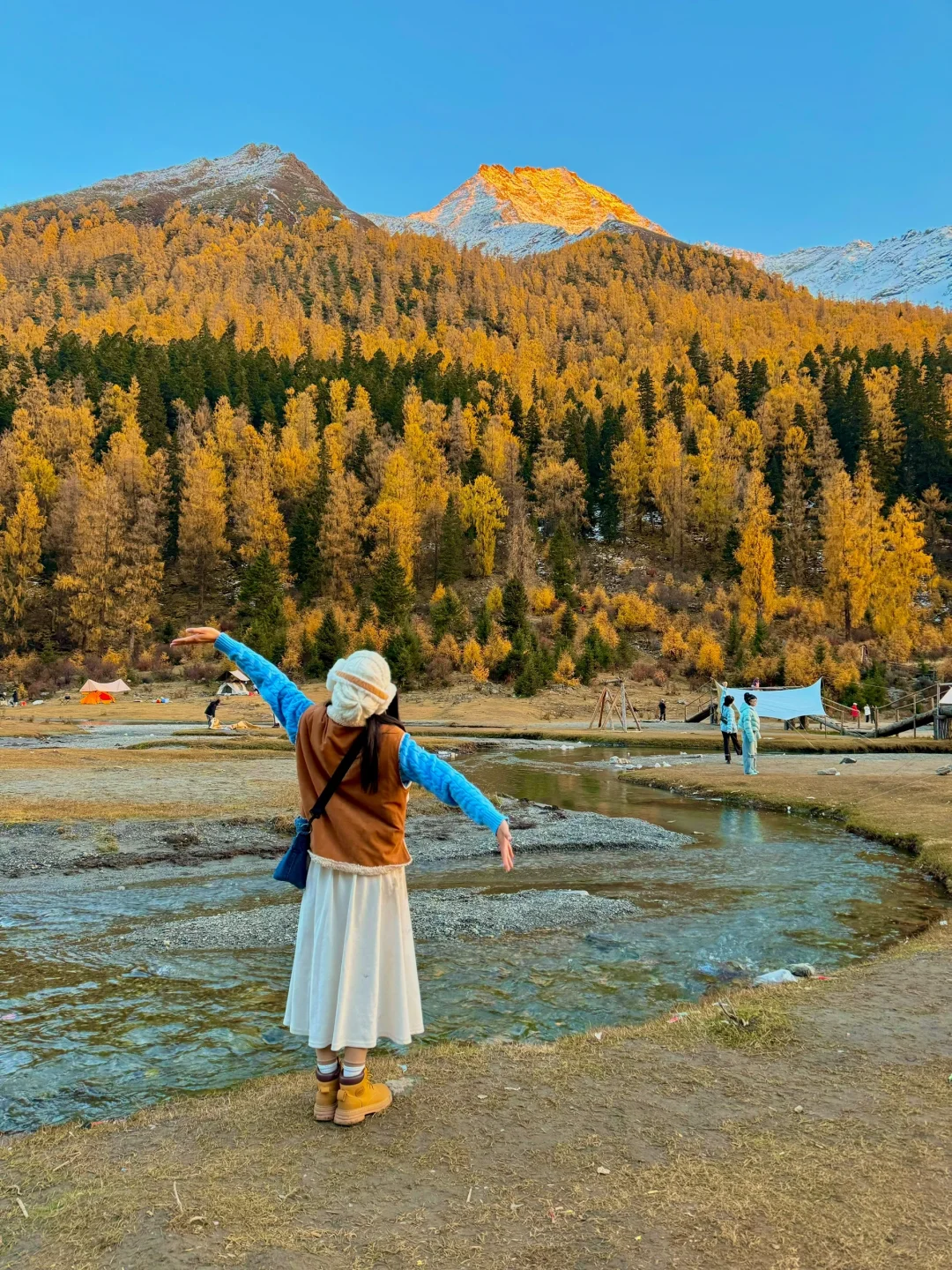 彩林+日照金山⛰️成都周边免费秋景地美爆了