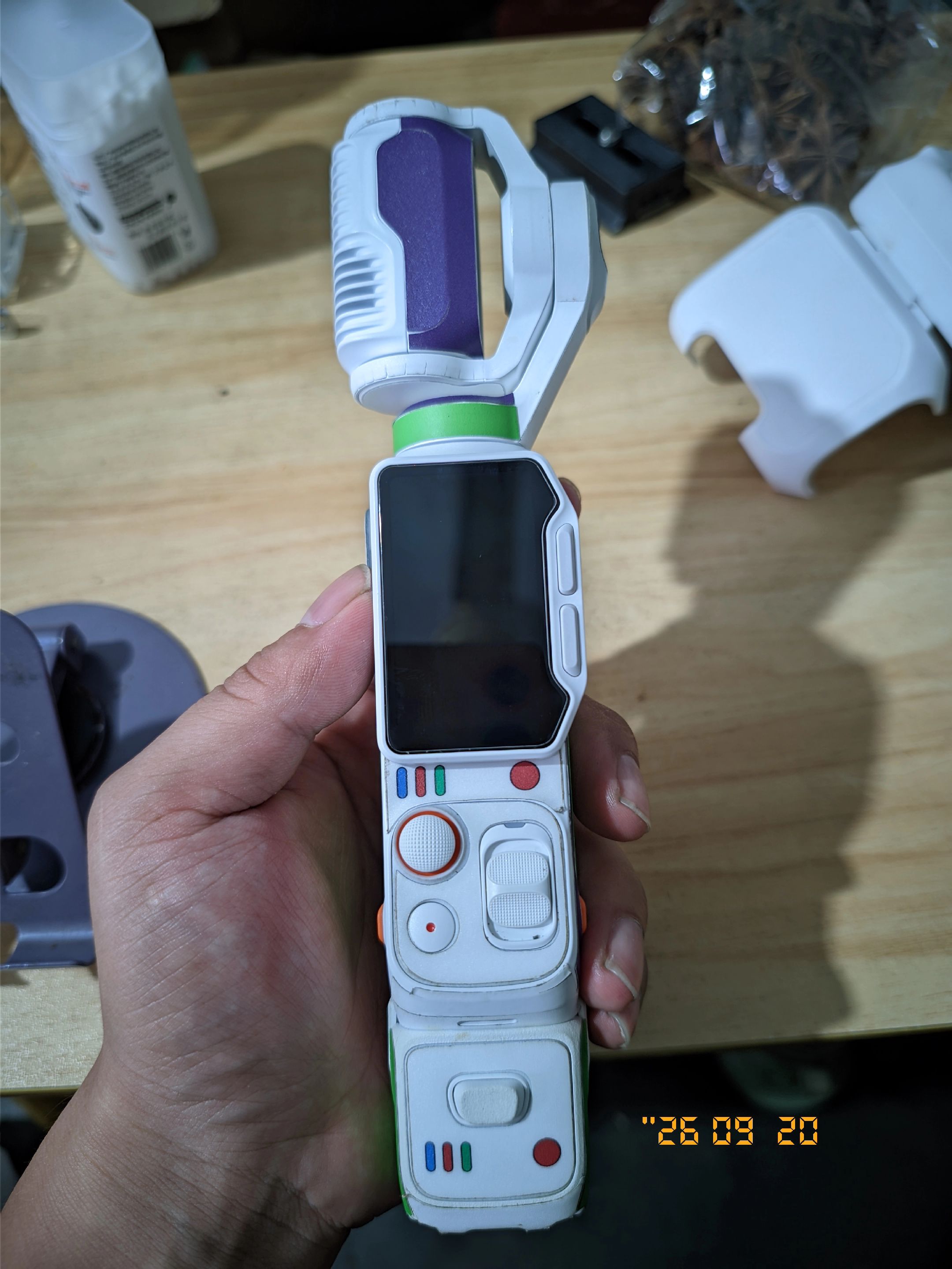 耍够了，出一台影石 Luna Ultra，7月购入，现打骨折出售