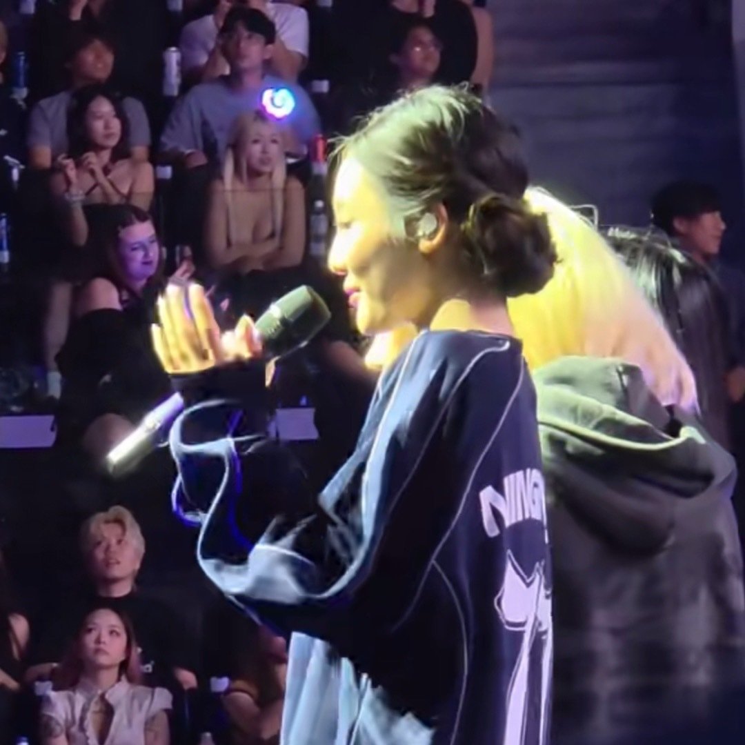 宁艺卓的苹果肌怎么了 ​