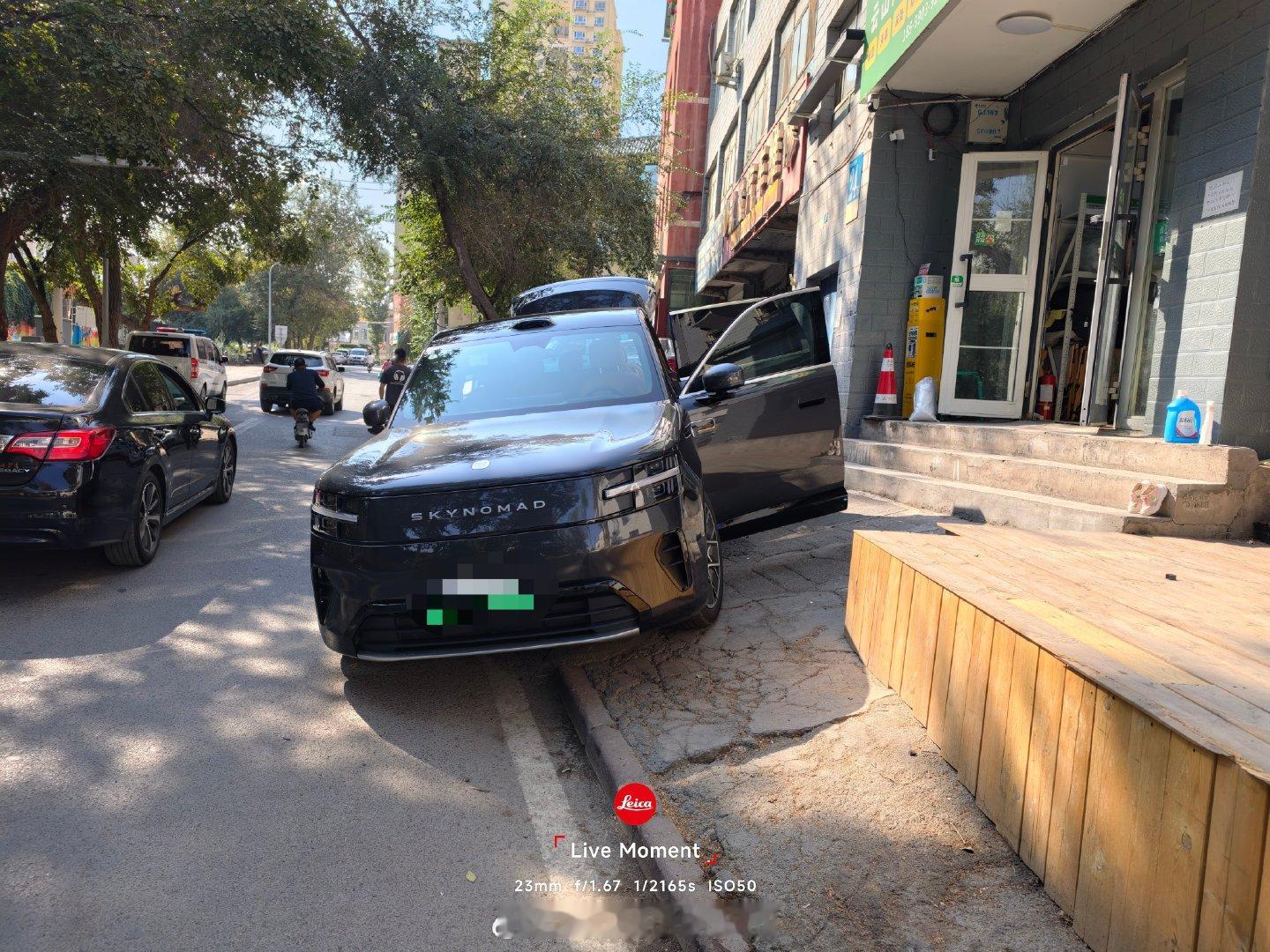 我去我真租到N90了！[捂嘴哭]
本来想着只是试着问问看，结果问了下租车老板，还真有。明天开去赛里木湖露营了[流鼻血]
#小米澎程# ​