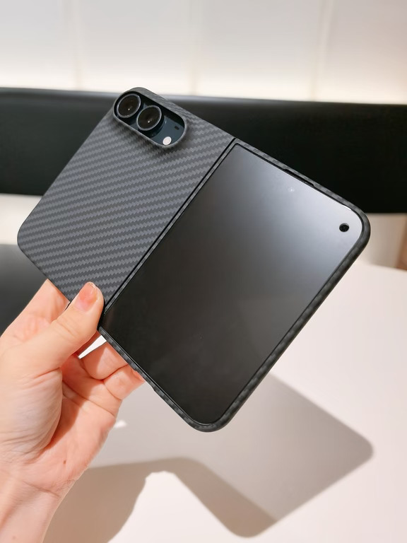 iPhone Duo绝配｜军工凯夫拉裸机手感