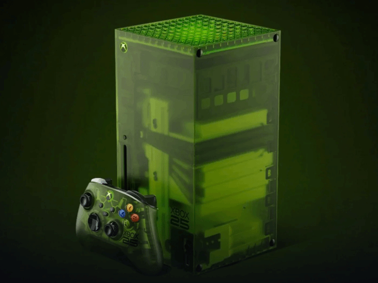 为庆祝Xbox品牌诞生25周年，微软于8月27日推出了限量版主机Xbox Series X25 Limited Edition。这款主机以半透明绿色外观致敬初代Xbox的设计语言，全球仅限量生产25,000台，官方售价为899美元，约合人民币6047元。
在开启预购后的短短几分钟内，这批限量主机便迅速售罄。尽管899美元的定价已属不菲，但 ​