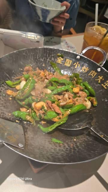 正佳广场3楼费大厨辣椒炒肉！