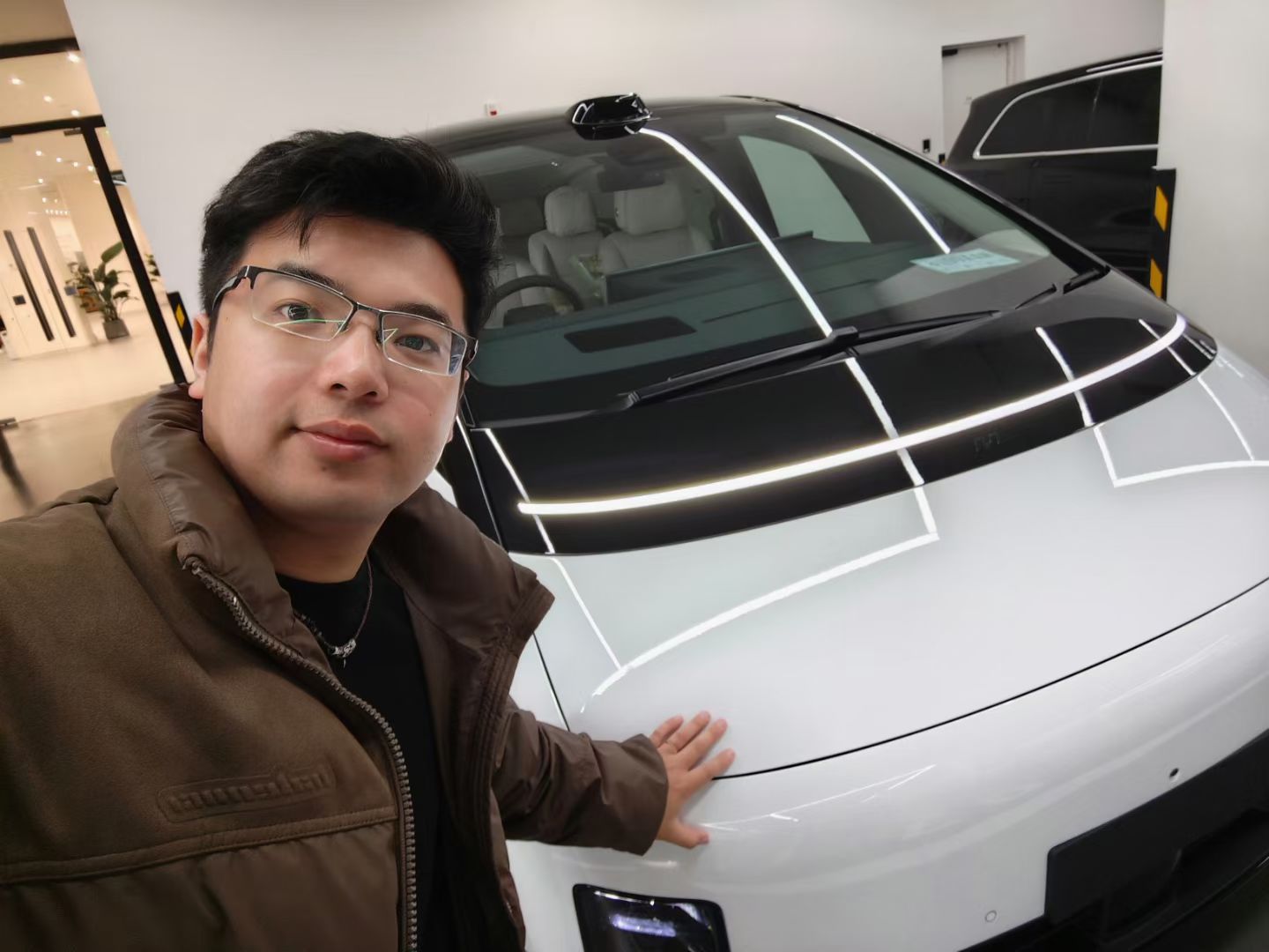 突然意识到我是
湖南第一台理想L9
湖南第一台理想MEGA
湖南第一台神行者8 ​