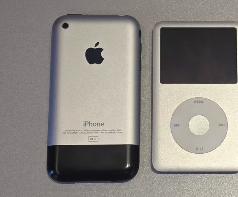 A19（iPhone17标准版）

全新3nm工艺，能效质变，支持Apple Intelligence苹果AI。6核CPU、5核GPU，日常极速、不发热，是新一代均衡型旗舰芯。 ​