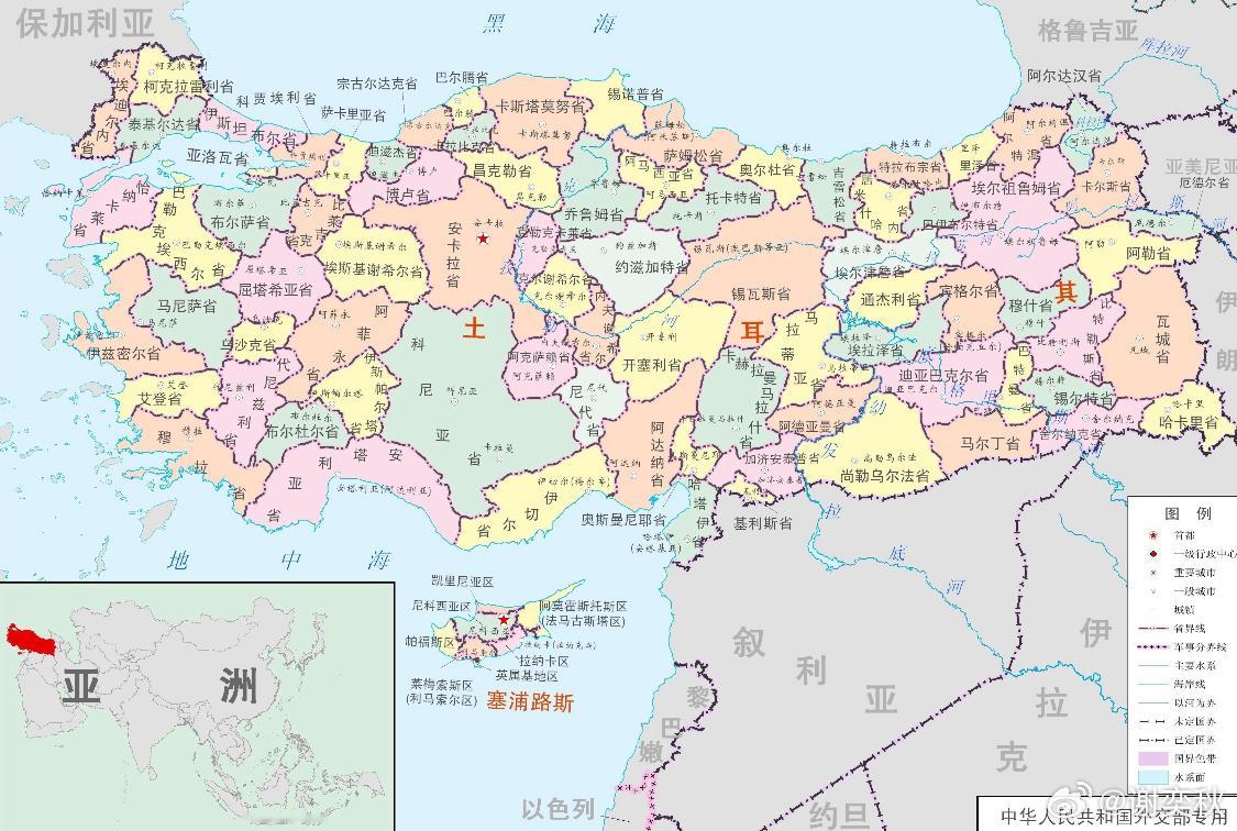 前不久有消息称，叙利亚允许土耳其军队部署在阿勒颇附近的空军基地。以色列多次警告了叙利亚，并于今早四波空袭中，打击了阿布杜胡尔机场的跑道。

土耳其、以色列单挑，谁赢？

这是一个典型的“假设性军事对决”问题，但在真实的地缘政治中，没有绝对的赢家。如果非要基于2026年8月的现实军力和地缘 ​