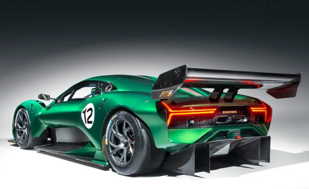 This race car continues the Brabham racing legend. It opens a brand-new chapter for the famous F1 car manufacturer in the race car market.[酷]

To start with, its performance information. It is equipped with a 5.4L naturally aspirated V8 engine. Its maximum torque is 667 N•m. An ​