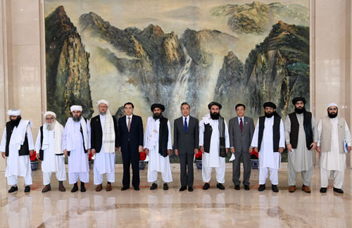 王毅會見阿富汗塔利班政治委員會負責人巴拉達爾-圖3