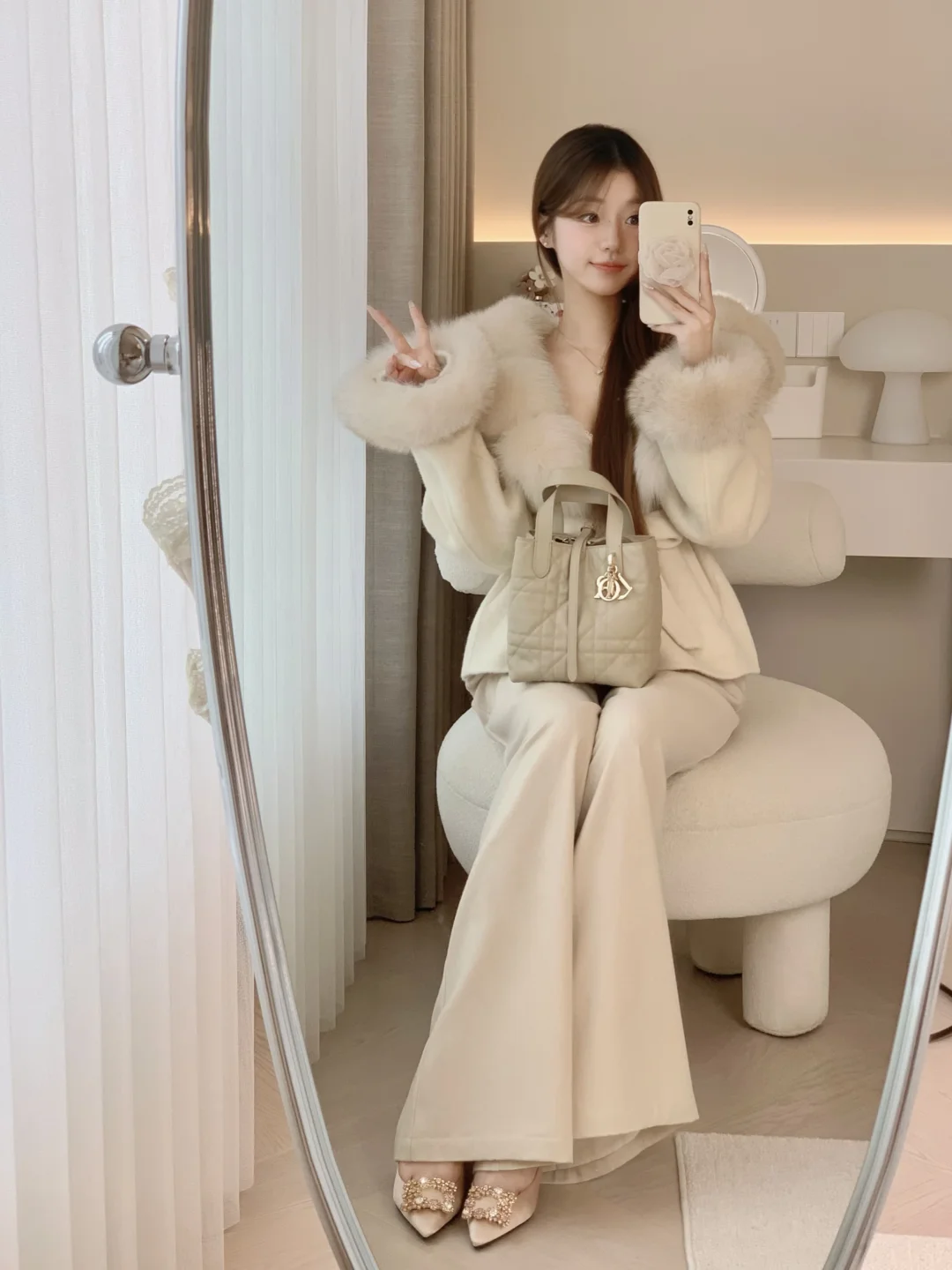 🤍🤍🤍毛毛领好适合冬日氛围～